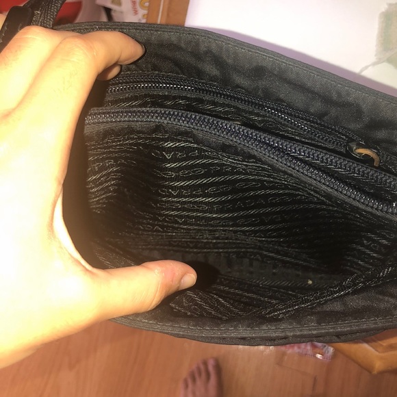 Authentic vintage Prada bag - Picture 7 of 8